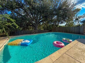 Building Photo - 3543 Duncaster Dr
