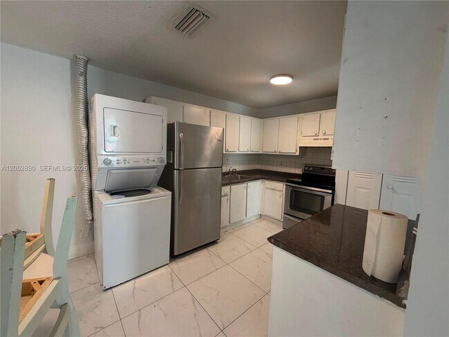 Foto del edificio - 5307 NW 23rd St