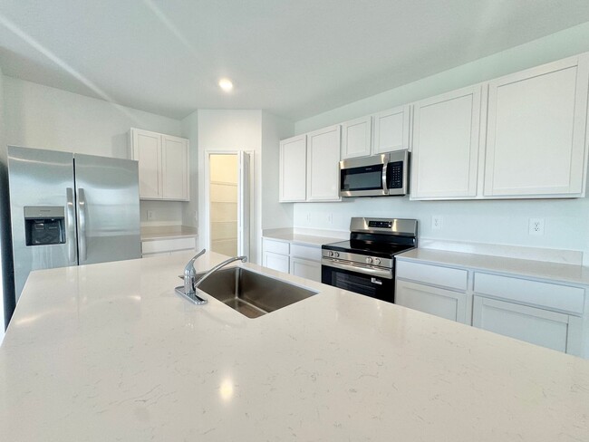 Building Photo - Peace Creek Reserve - 2025 Lennar Home