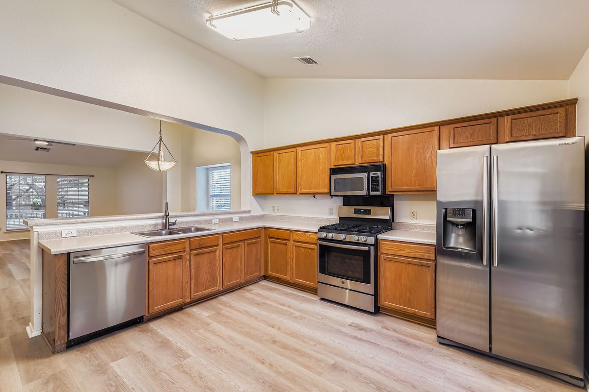 Building Photo - 4418 Mather