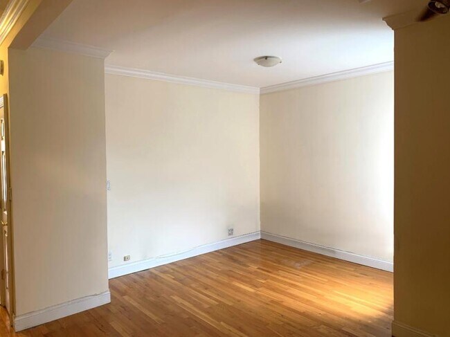 Building Photo - 2 bedroom in New York NY 10024