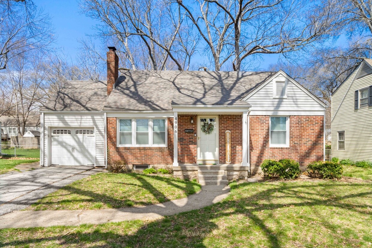 4906 W 58th St, Roeland Park, KS 66205 House Rental in Roeland Park