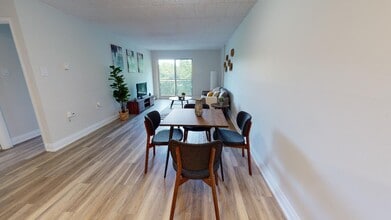 Building Photo - Silvercreek Parkway