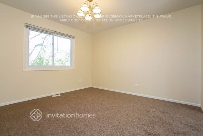 Building Photo - 22830 Lakeshore Dr