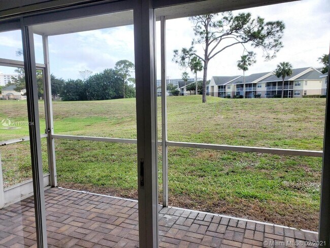 Building Photo - 2819 N Course Dr
