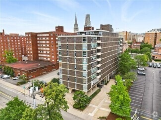 Building Photo - 552 N Neville St
