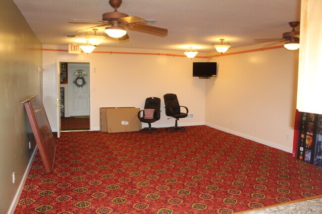 Living Room - 512 Delaware St