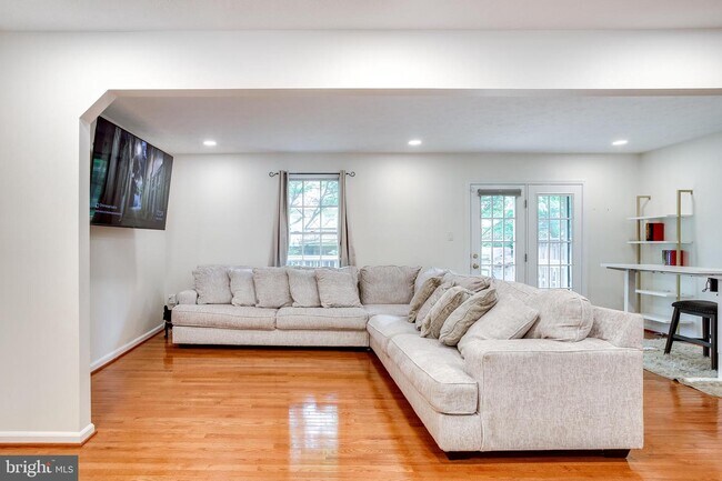 Foto del edificio - 5561 April Journey