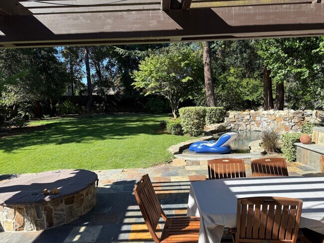 Building Photo - Luxury Furnished Monte Sereno Estate | Short-Term Executive Lease | Resort-Style Living