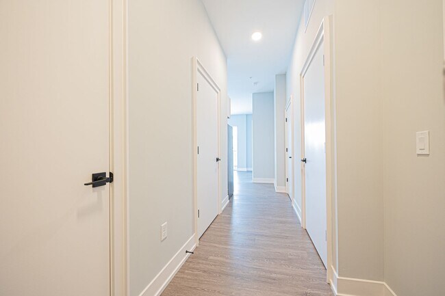 Interior Photo - The Frisbie
