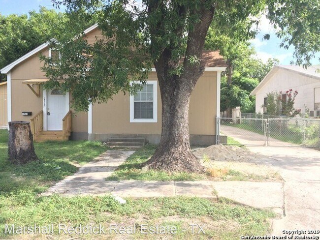 Building Photo - 3 br, 1 bath House - 1719 W Mariposa Dr