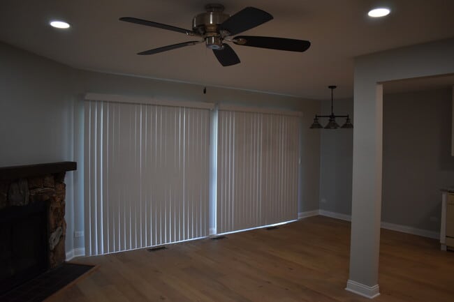 Building Photo - 1042 Auburn Ln