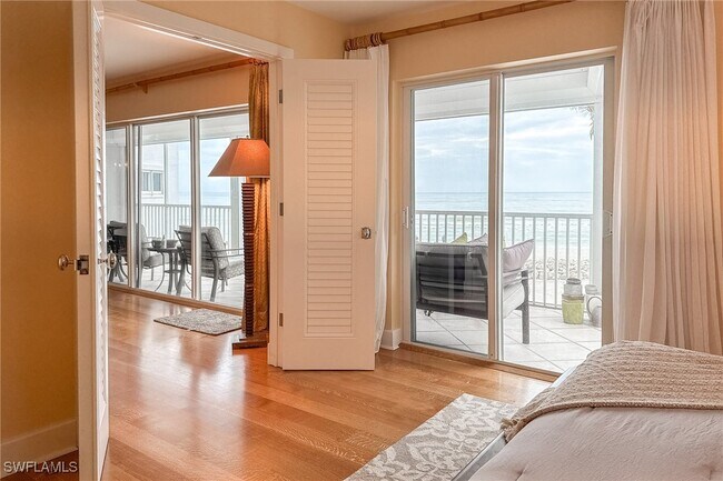 Foto del edificio - 9051 Gulf Shore Dr