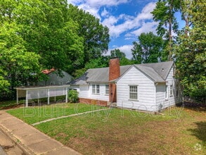 Building Photo - 778 Goodman St