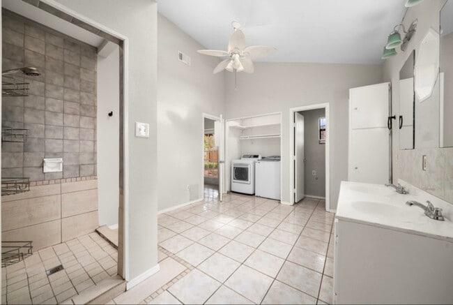 Photo - 7418 Oscar Dr Apartment