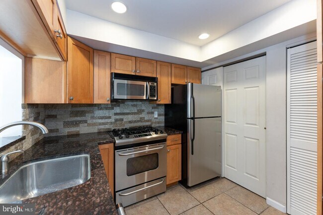 Foto del edificio - 2010 Green St