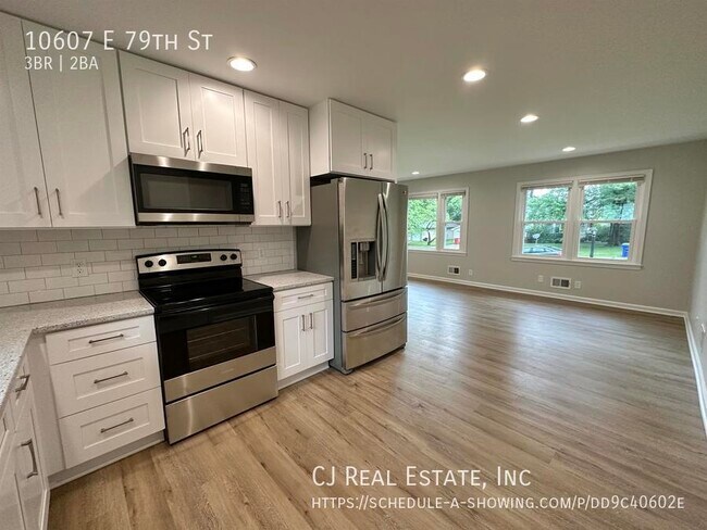 Foto del edificio - 10607 E 79th St