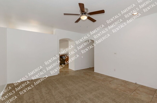 Building Photo - 10427 E Rita Ranch Crossing Cir