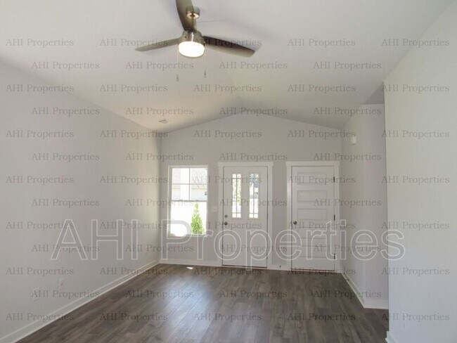 Building Photo - 7257 Owen Park Cir
