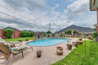 Building Photo - 5007 Jade Cove Ct