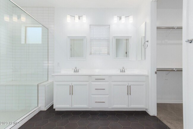 Building Photo - 1837 S Follett Way