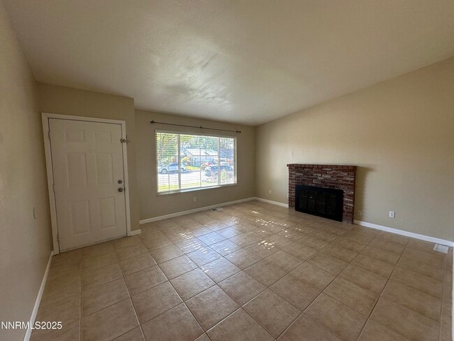 Building Photo - 1066 Palmwood Dr