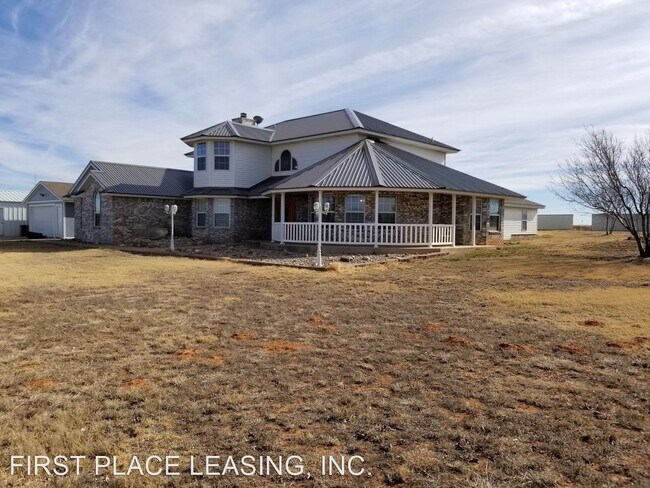 Building Photo - 5 br, 3 bath House - 723 Curry Road L