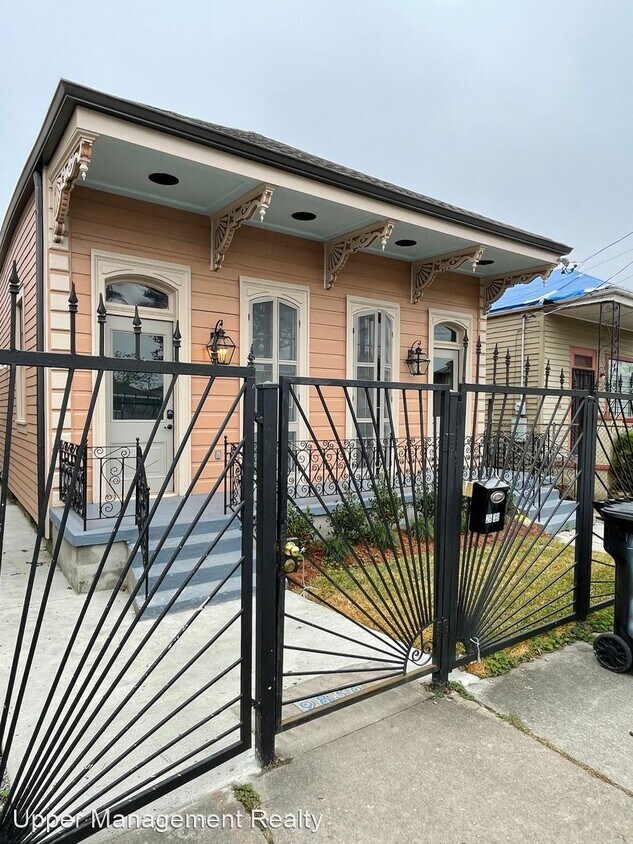 2 br, 2 bath Apartment - 2838 - 2840 Drya... - 2 br, 2 bath Apartment - 2838  - 2840 Drya...