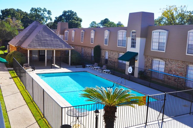 Bienville Apartments Baton Rouge