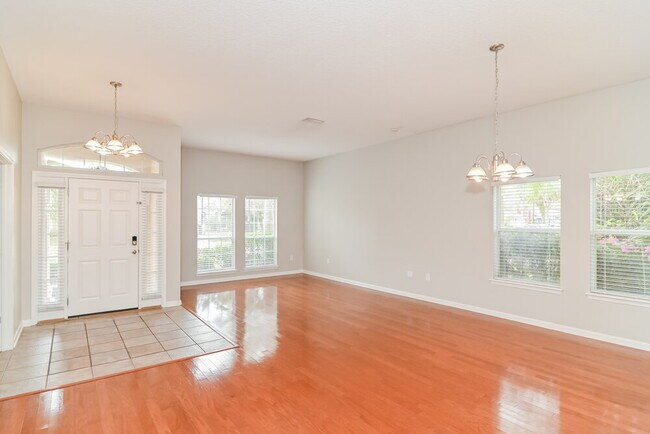 Building Photo - 1798 Chatham Village Dr