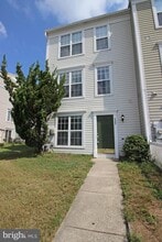 Building Photo - 622 Sprite Way