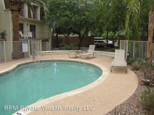 Building Photo - 2 br, 2 bath House - 1008 E. Osborn Road #B