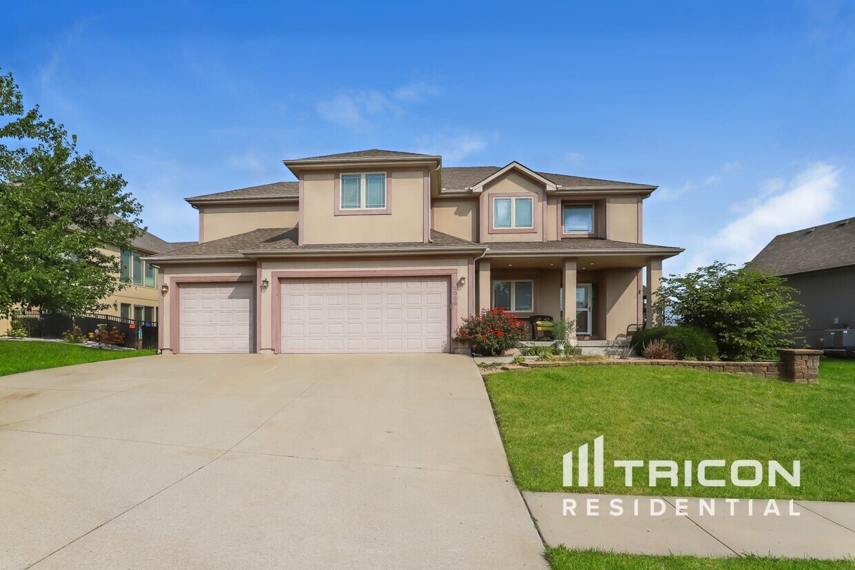 Foto principal - 5008 S Park Ridge Dr