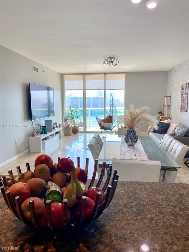 Primary Photo - 3 br, 2.5 bath Condo - 3330 NE 190th St Ap...