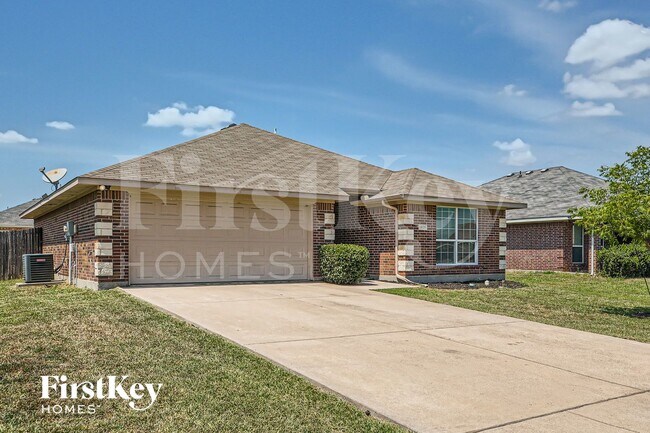 Foto del edificio - 1825 Ridgecrest Dr