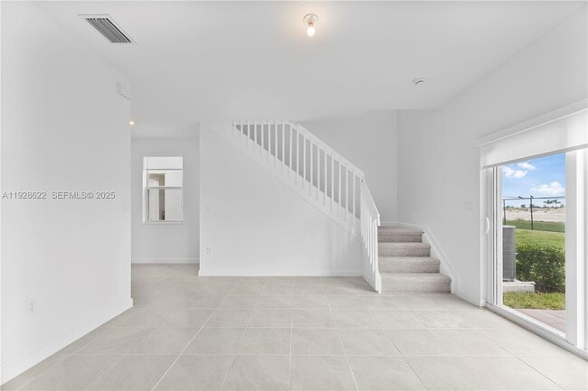 Foto del edificio - 2498 SE 25th Ct