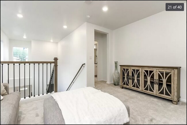 Foto del edificio - 33197 Glacier Ave SE