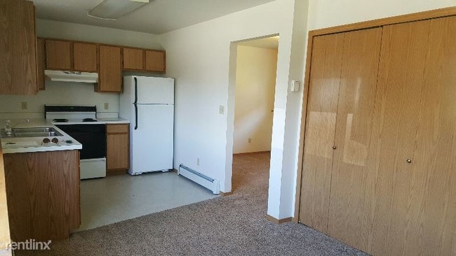 Building Photo - 1221 Toole Ave