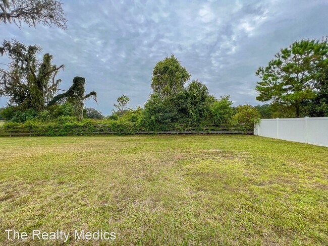 Building Photo - 4 br, 2 bath House - 9752 Pepper Tree Trail