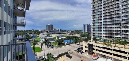 Building Photo - 7545 E Treasure Dr