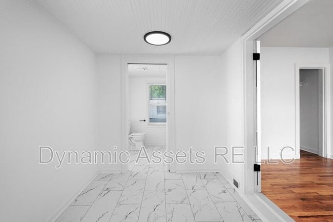 Foto del edificio - 405 N Walnut St