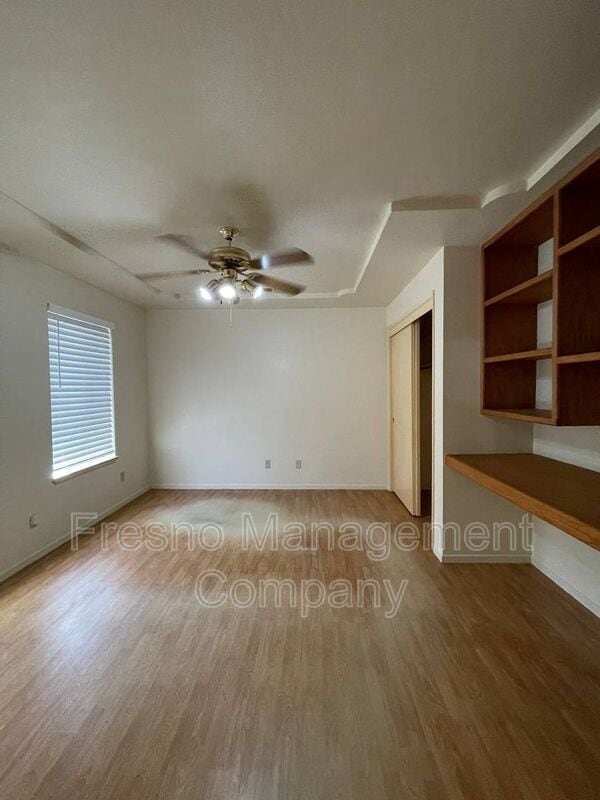 Building Photo - 808 E Chickadee Ct