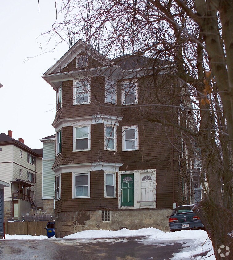 Building Photo - 535 N Main St