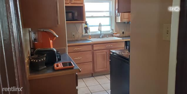 Foto del edificio - 3 br, 2 bath House - 619 Moran Ave