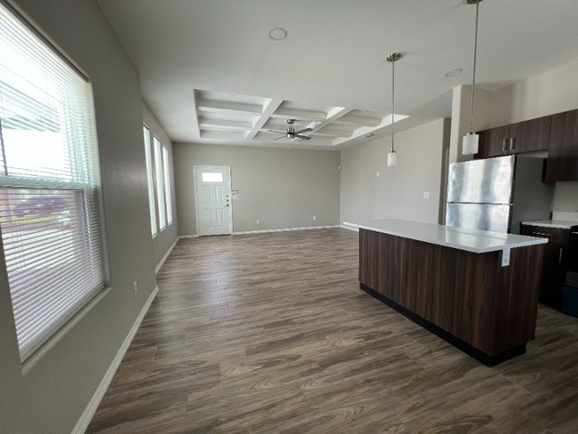 Foto del edificio - 4105 Walnut Ave