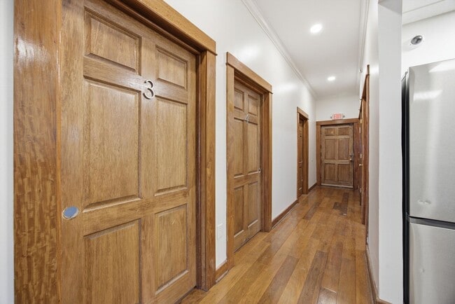 Foto del edificio - 823 McCallie Ave