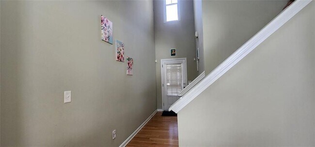 Foto del edificio - 2877 Cross Creek Dr