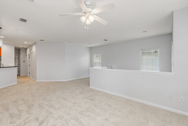 Foto del edificio - 12301 Kernan Forest Blvd