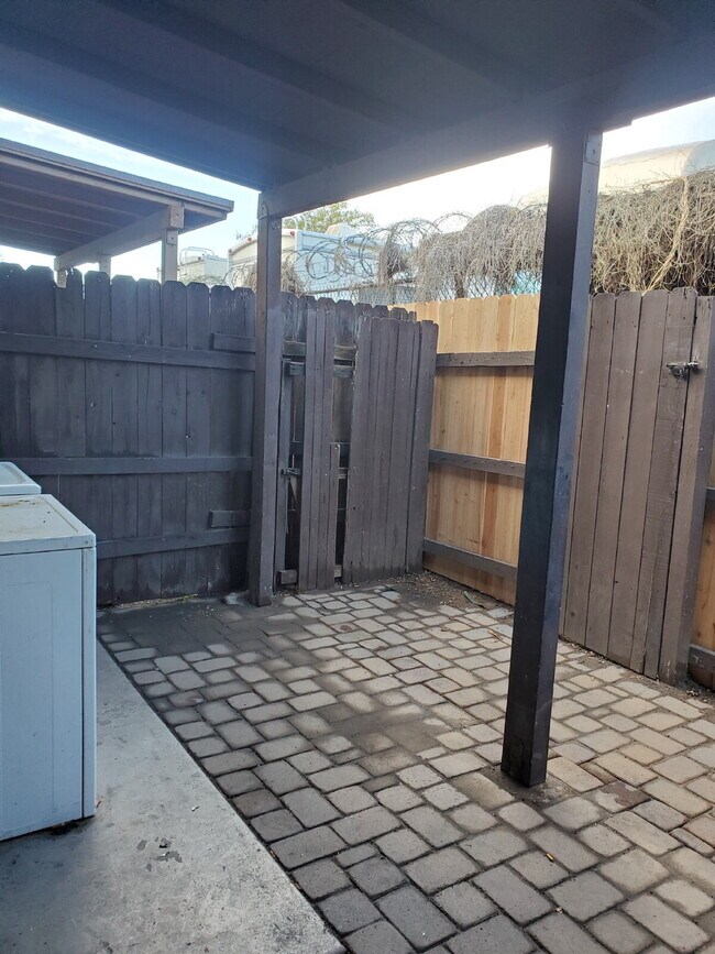 Foto del edificio - 2 Bed / 2 Bath – Updated – Pets Welcome – North Phoenix