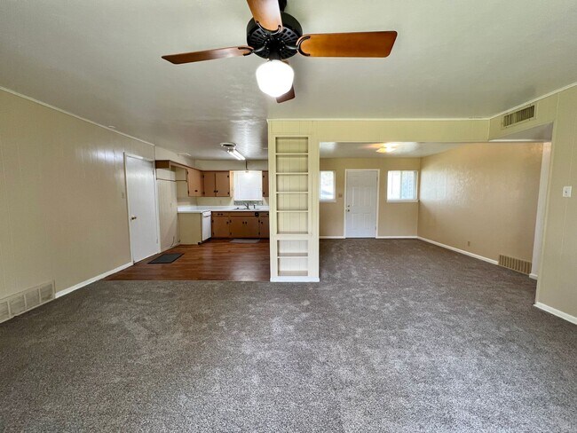 Foto del edificio - Lovely 3/2/2 In Weatherford ISD!
